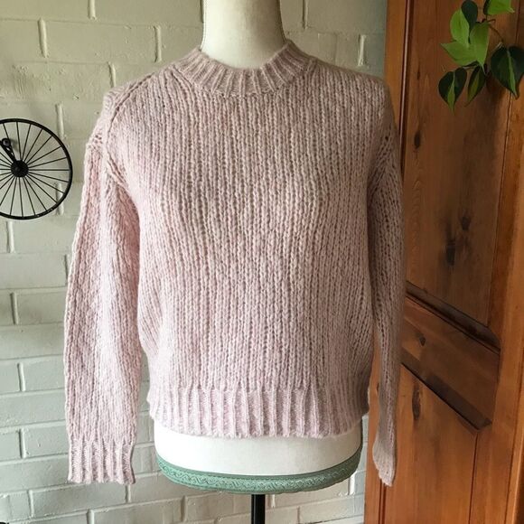 𝅺360 Cashmere Abbot sweater loose knit soft rose size M Barbie core gorp… - Picture 4 of 11